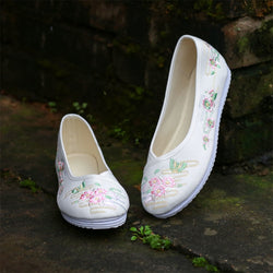 2019 New Arrival Spring & Autumn Flats Shoes Women Melaleuca Bottom Hanfu Shoes Chinese Wind Embroidery Women's Shoes Fei Yan